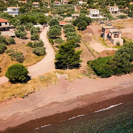 Seafront House エルミオニ