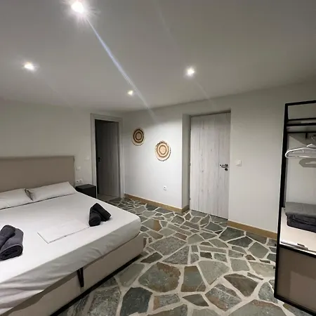 Seafront House 別荘 *